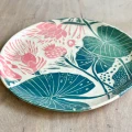 Talerz ścienny Nenufary | sgraffito | 23 cm 